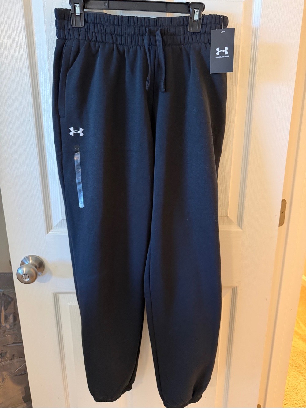 Women’s Under Armour Black Jogger Fleece Sweatpants